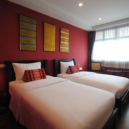 Focal Local Bed & Breakfast Bangkok Dış mekan fotoğraf